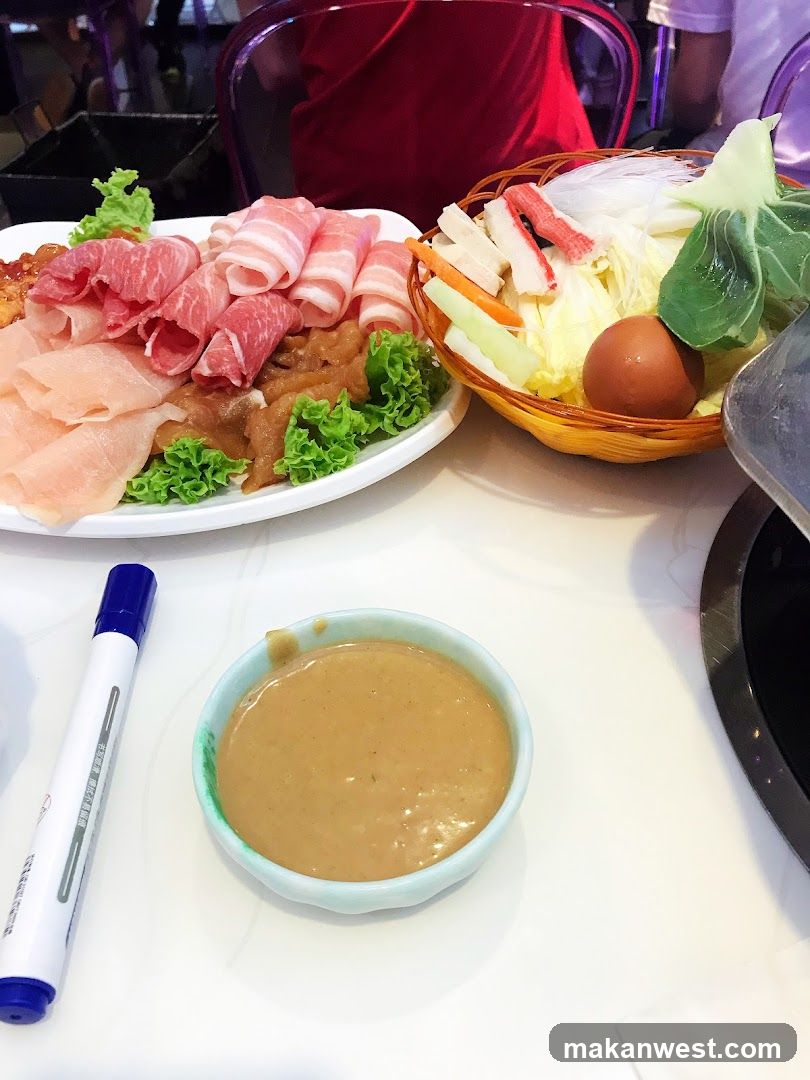 Hot Pot Meal Setup