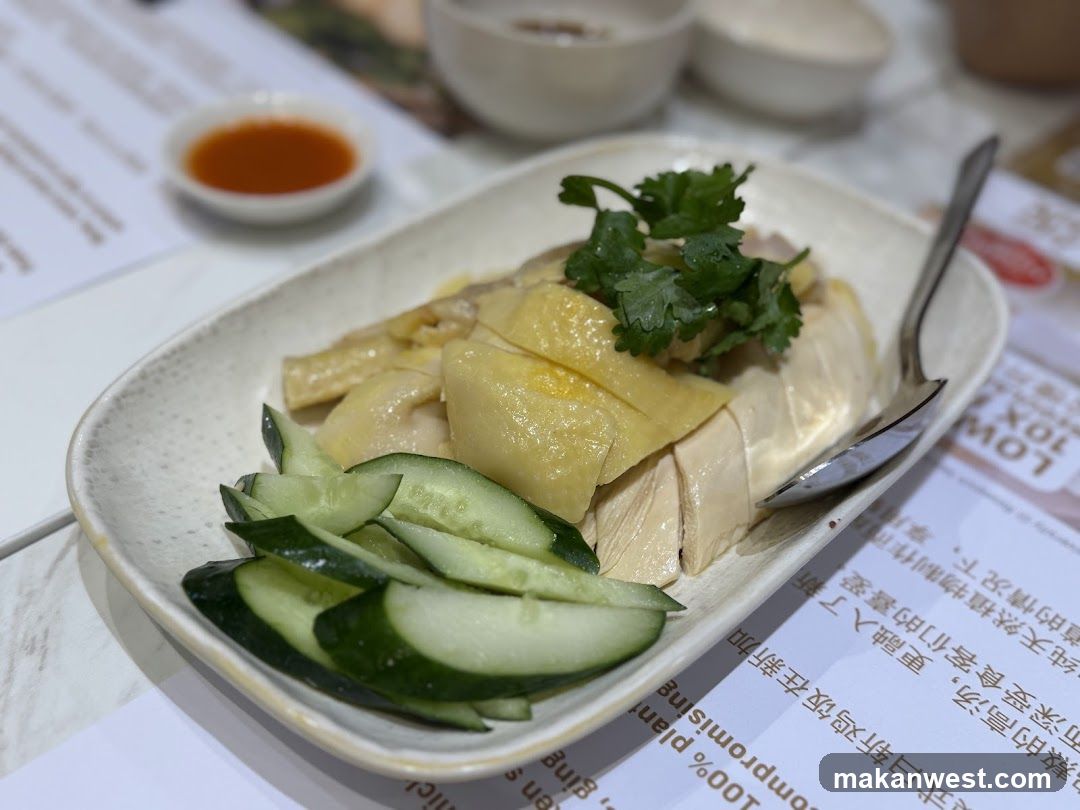 Hainanese Chicken Rice with Cucumber