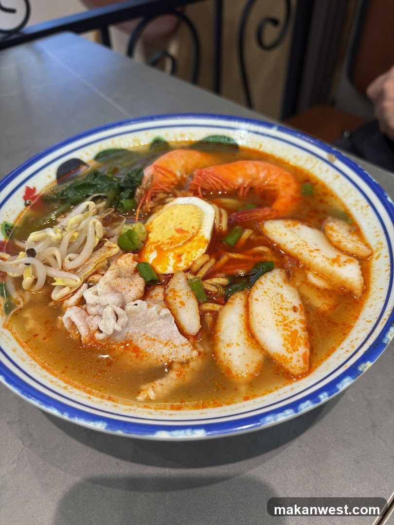 Spicy Noodle Bowl with Shrimp and Egg