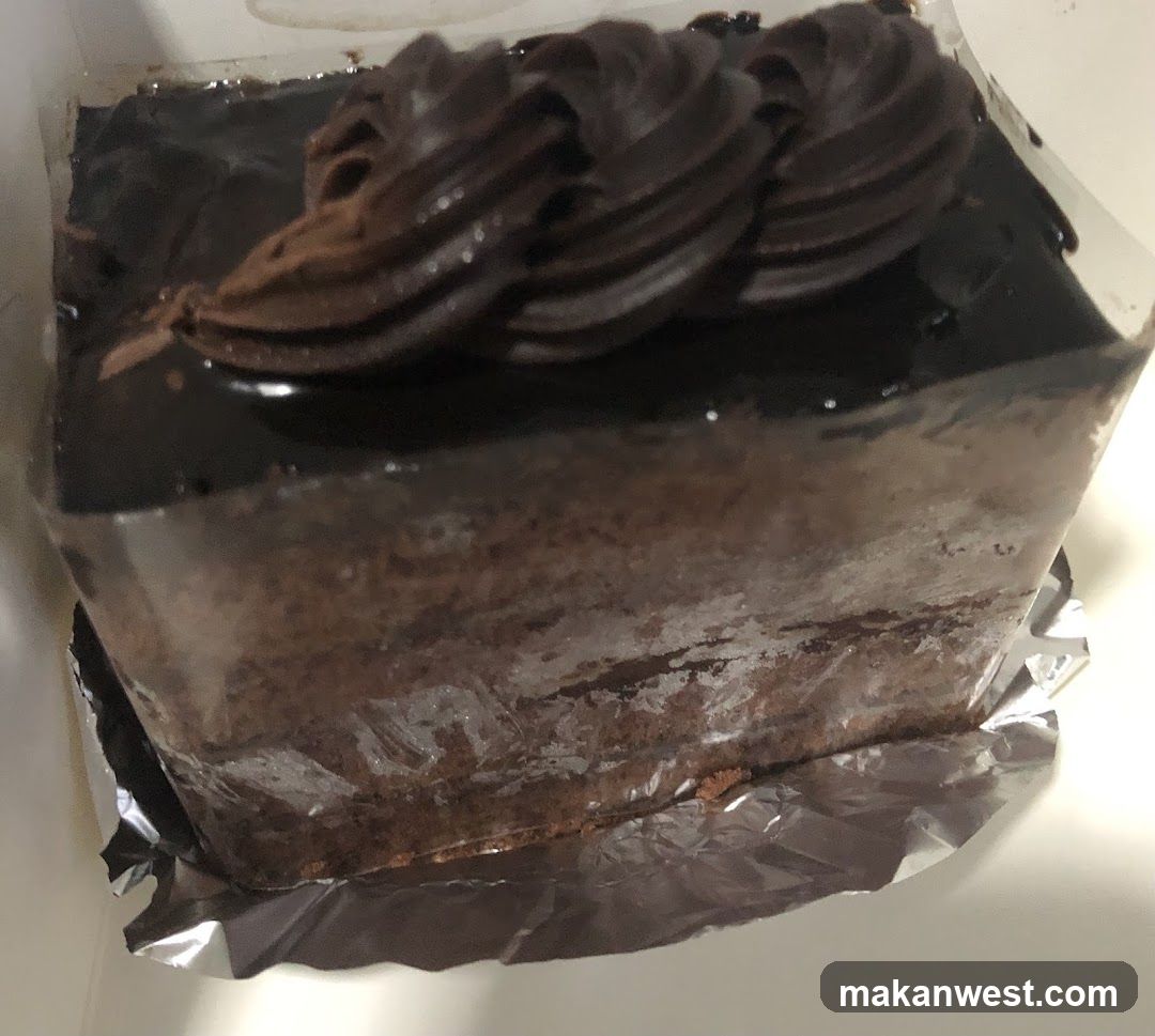 Chocolate Cake Slice