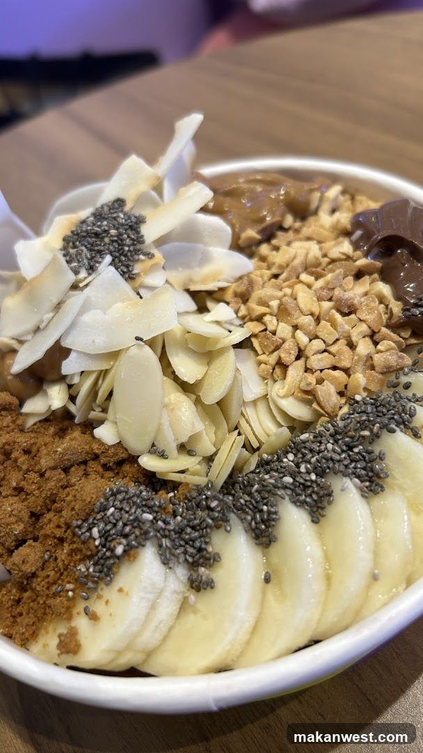 Acai Bowl with Toppings