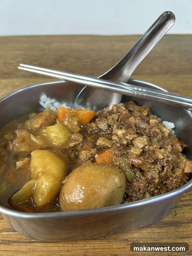 Curry Rice Bowl with Meat and Egg