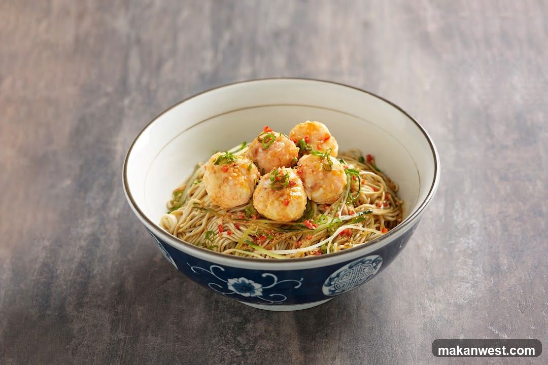 Shrimp Noodle Bowl with Toppings