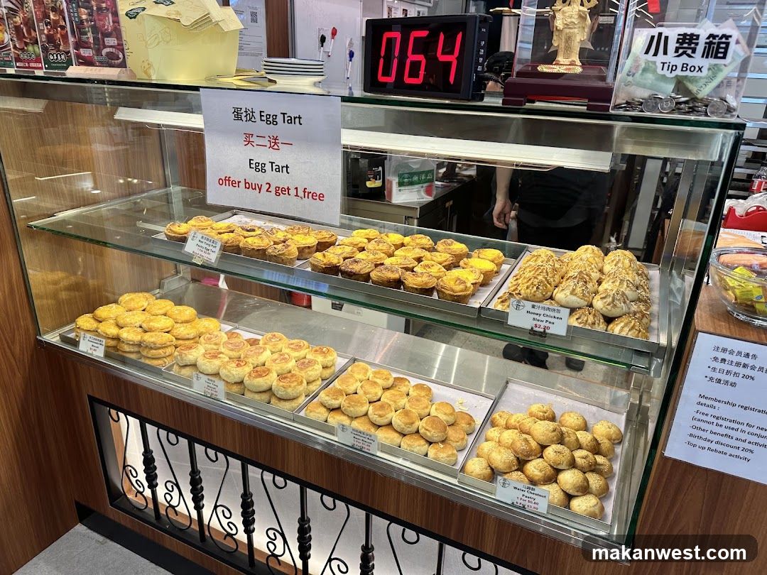 Egg Tart Display Case