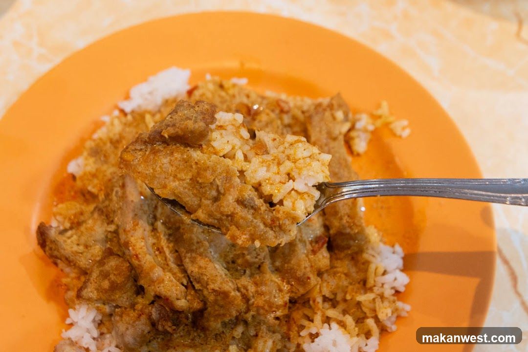 Curry Rice with Meat