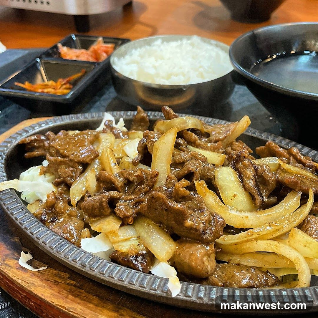 Sizzling Beef and Onion Dish
