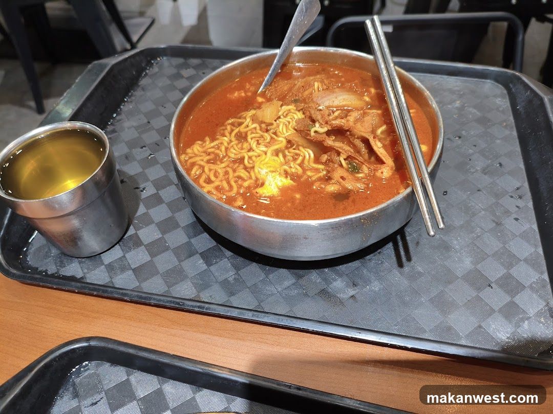Ramen and Drink