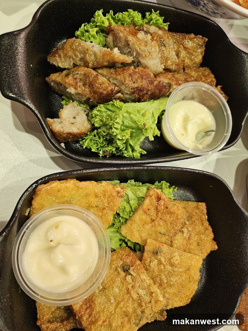 Fried Appetizers with Dip