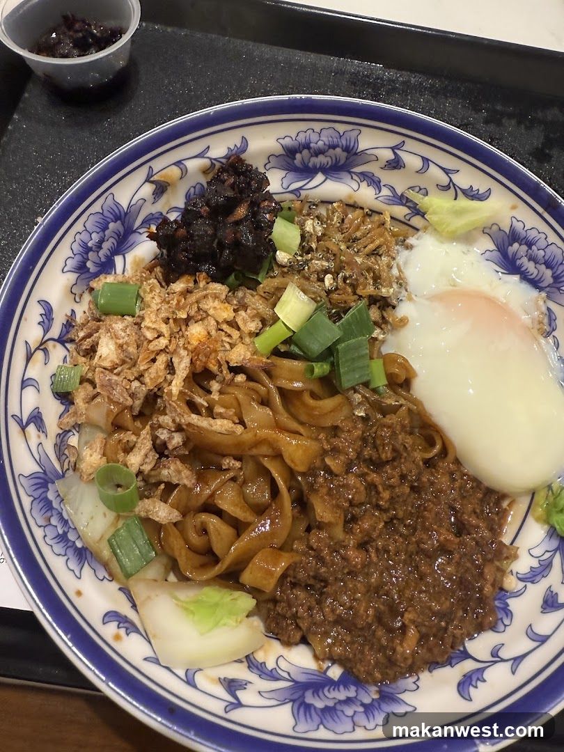 Noodles with Toppings