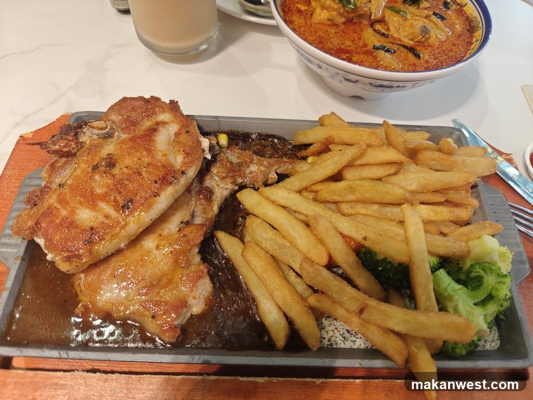 Pork Chop with Fries and Curry