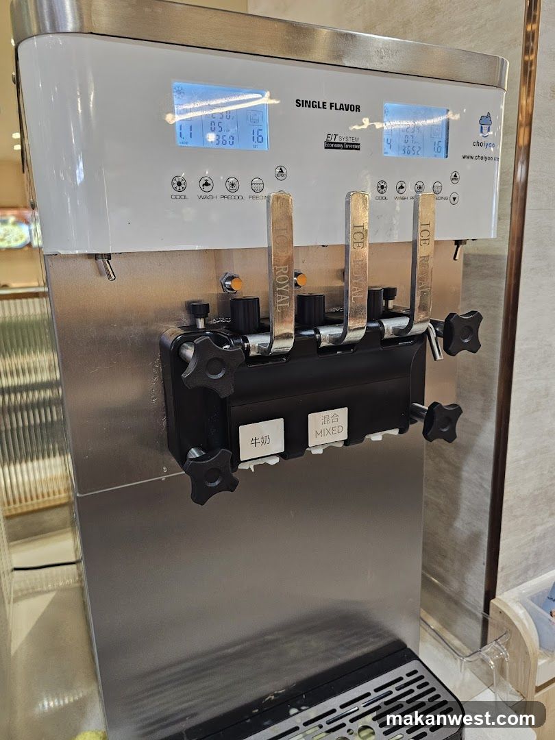 Soft Serve Machine
