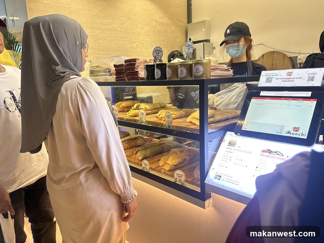 Pancake Shop Counter