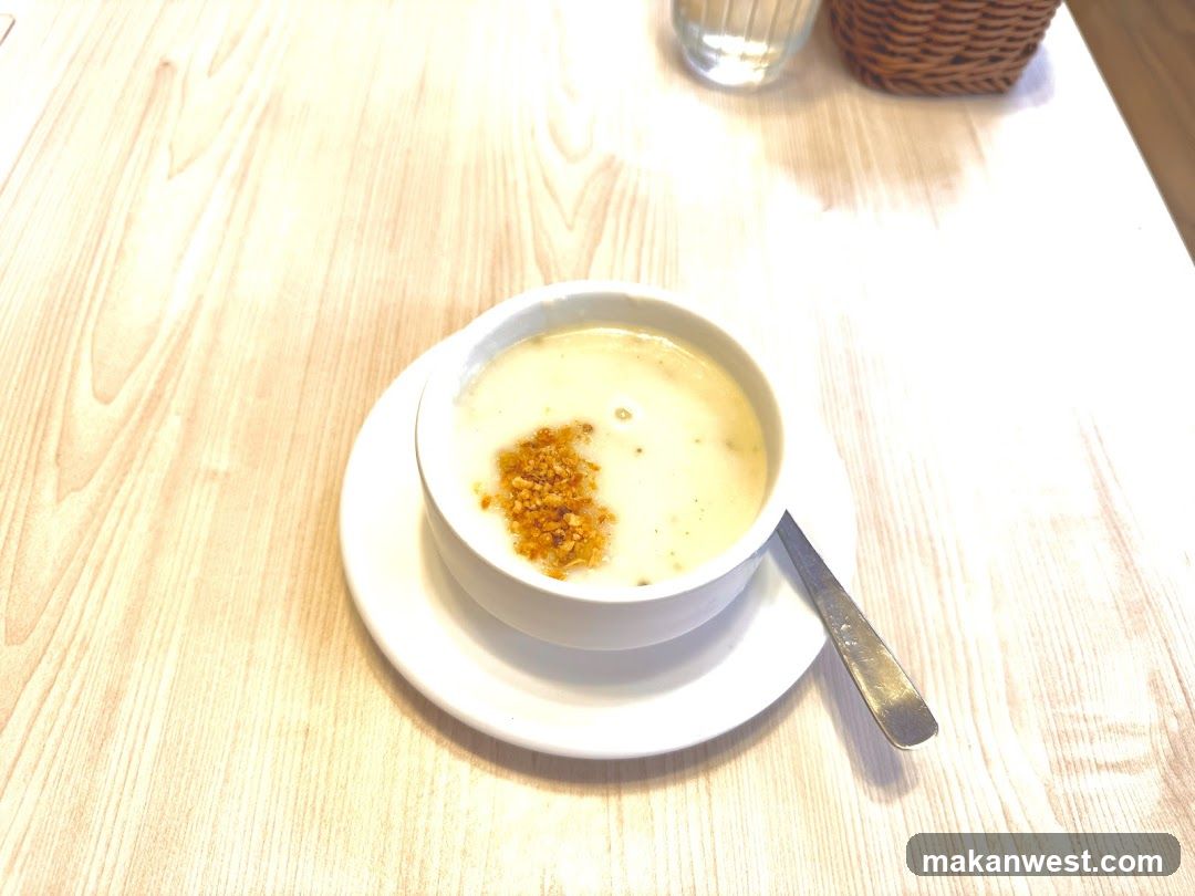 Creamy Soup with Toppings