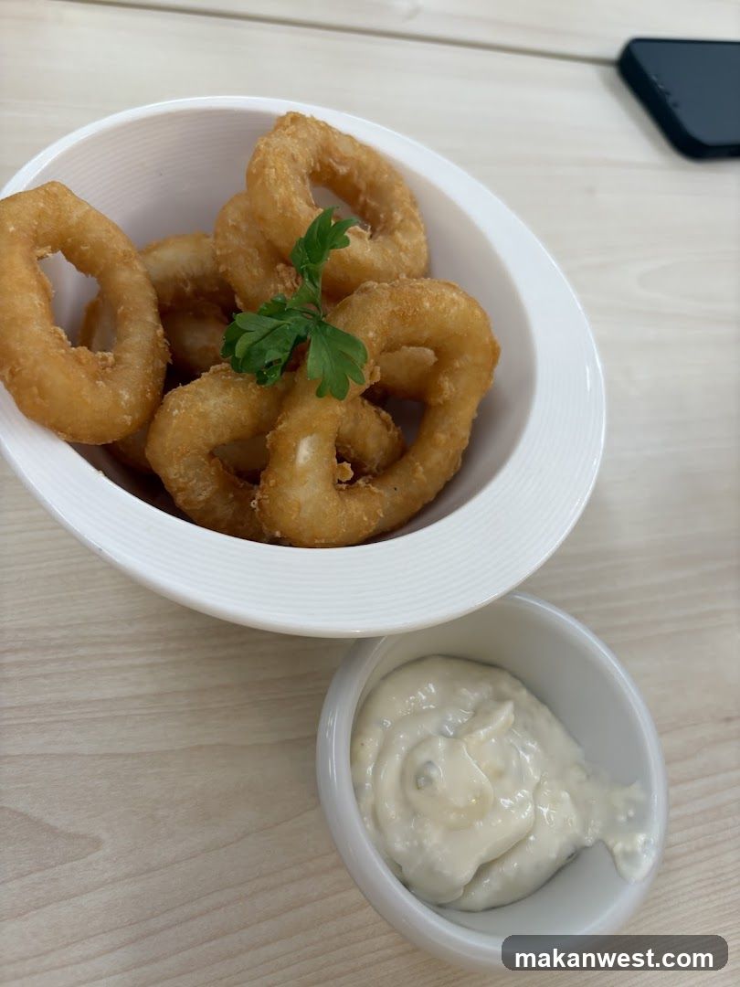 Fried Calamari with Dip