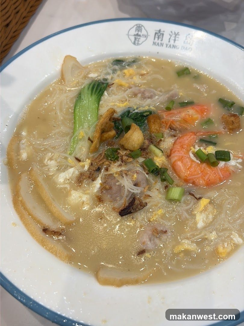 Seafood noodle soup