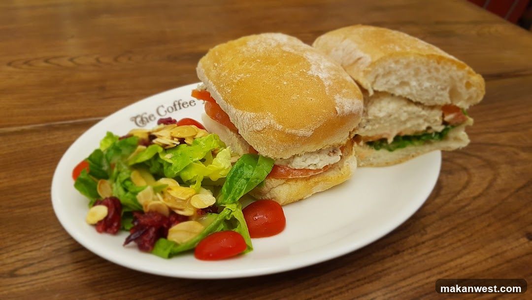 Sandwich and Salad
