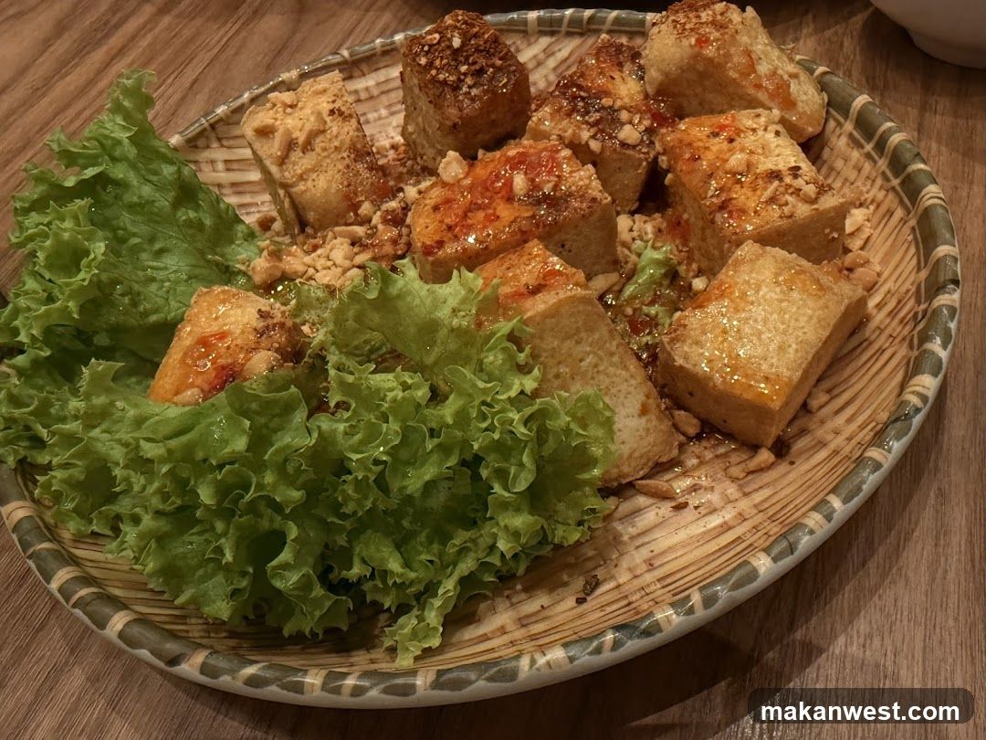 Fried Tofu with Lettuce