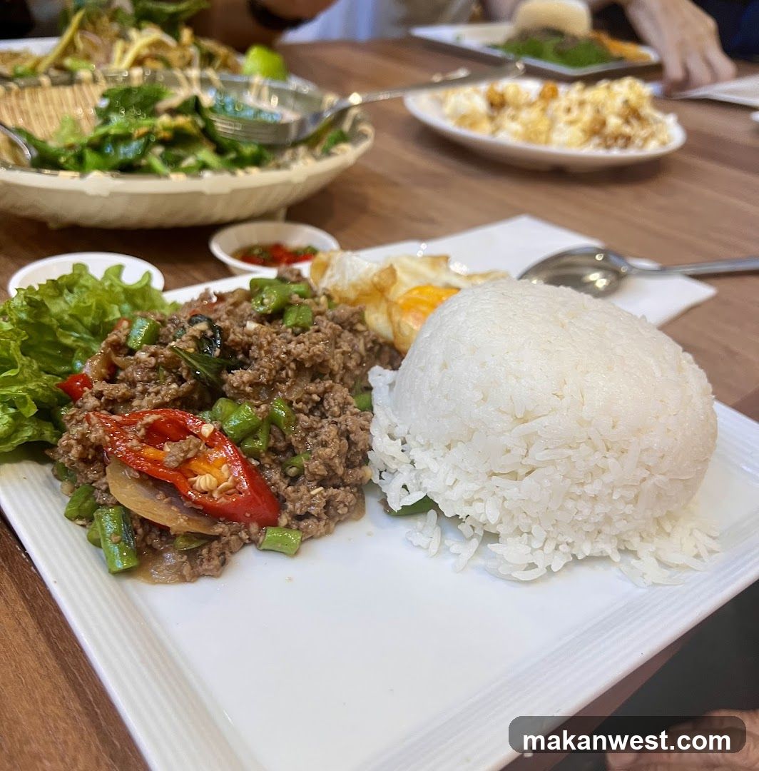 Thai Basil Stir-fry with Rice