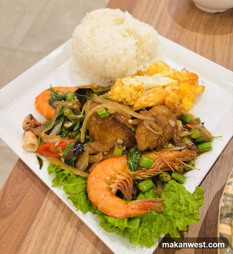 Shrimp and Squid Stir-fry with Rice