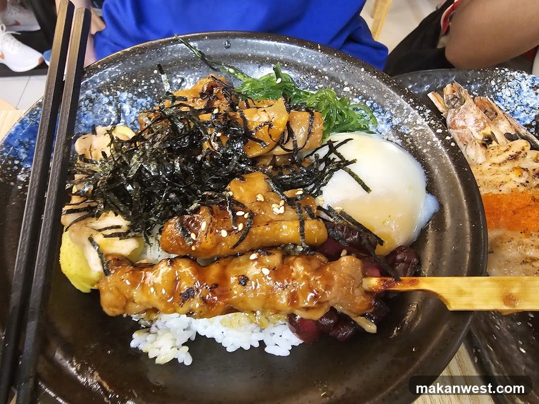 Chicken Skewers with Rice and Egg