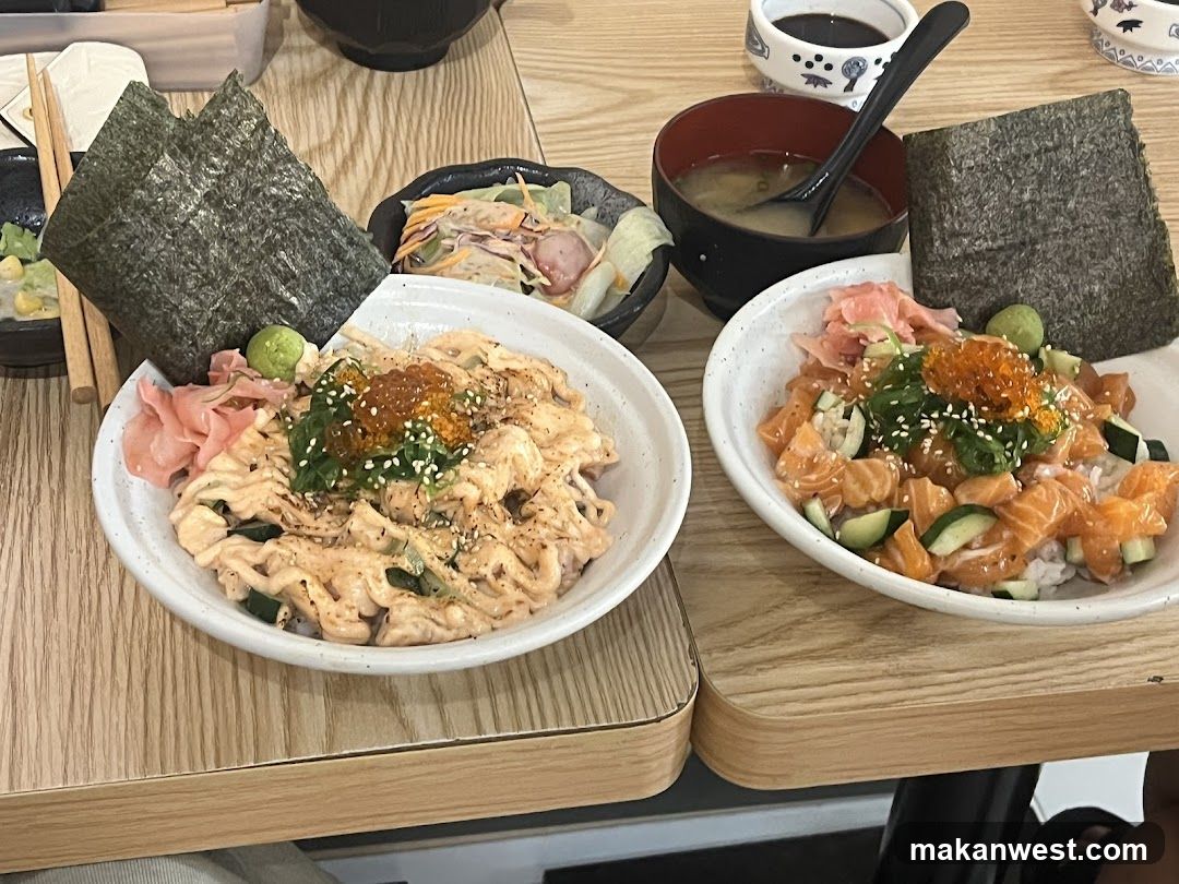 Salmon and Tuna Donburi Bowls