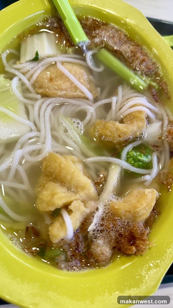 Noodle Soup with Fried Fish and Vegetables