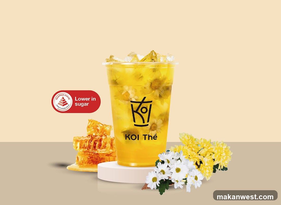 KOI Thé Drink with Honeycomb and Flowers