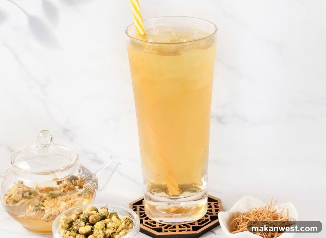 Chrysanthemum Tea with Ingredients