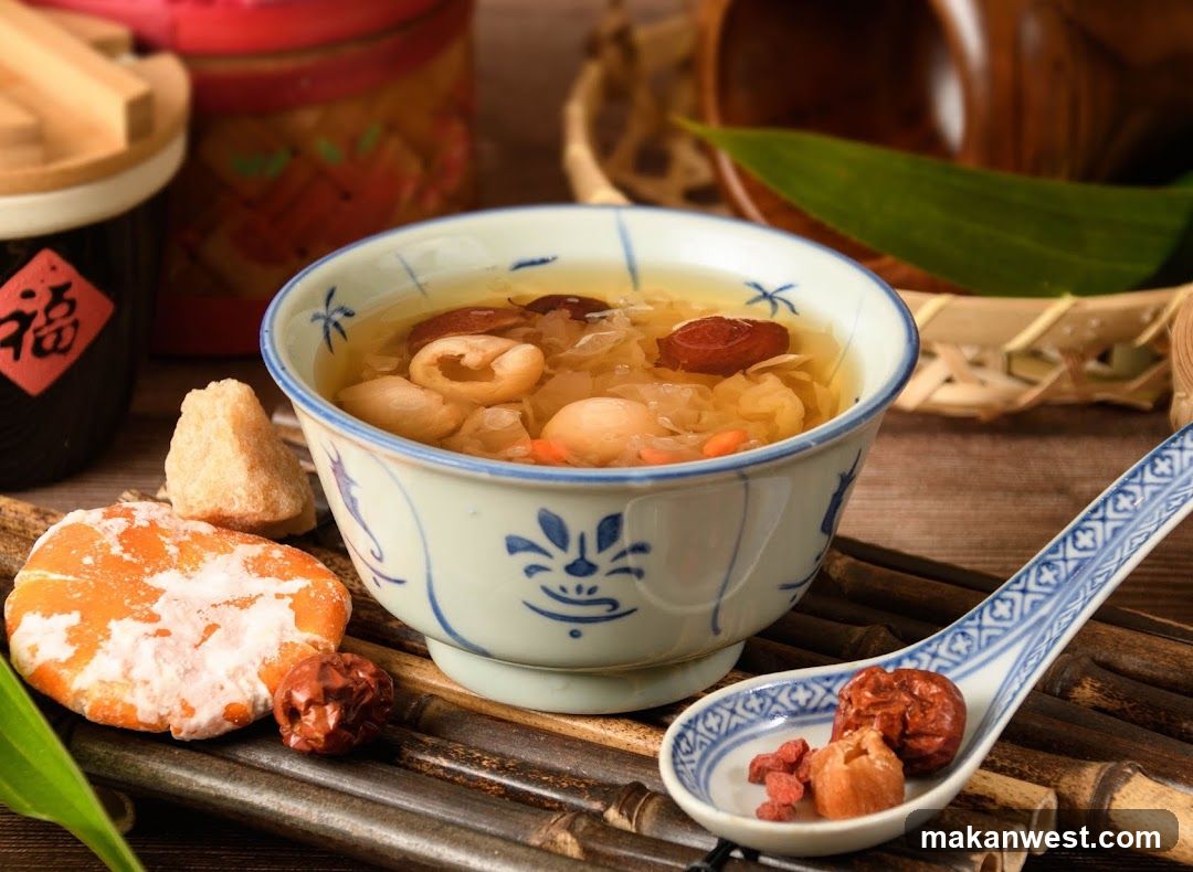 Dessert Soup with Fruits and Herbs