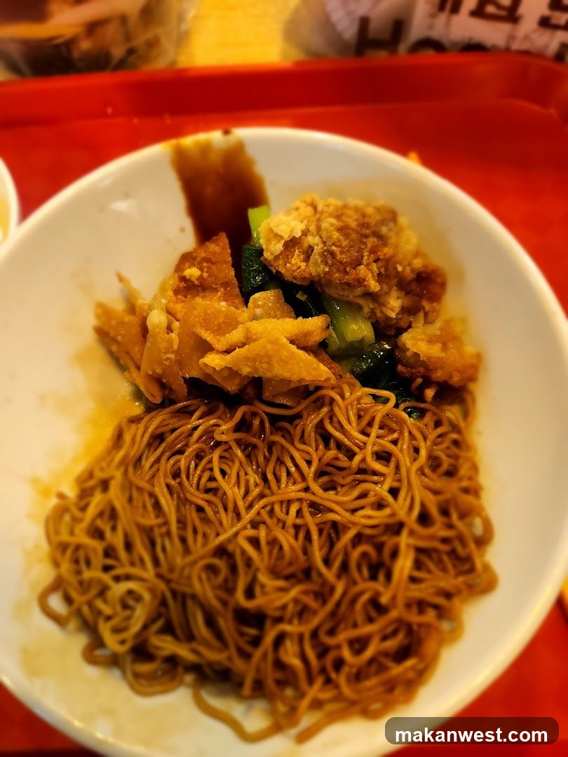 Noodles with Fried Toppings