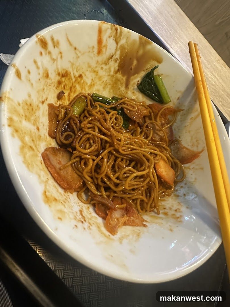 Noodles with Meat and Greens