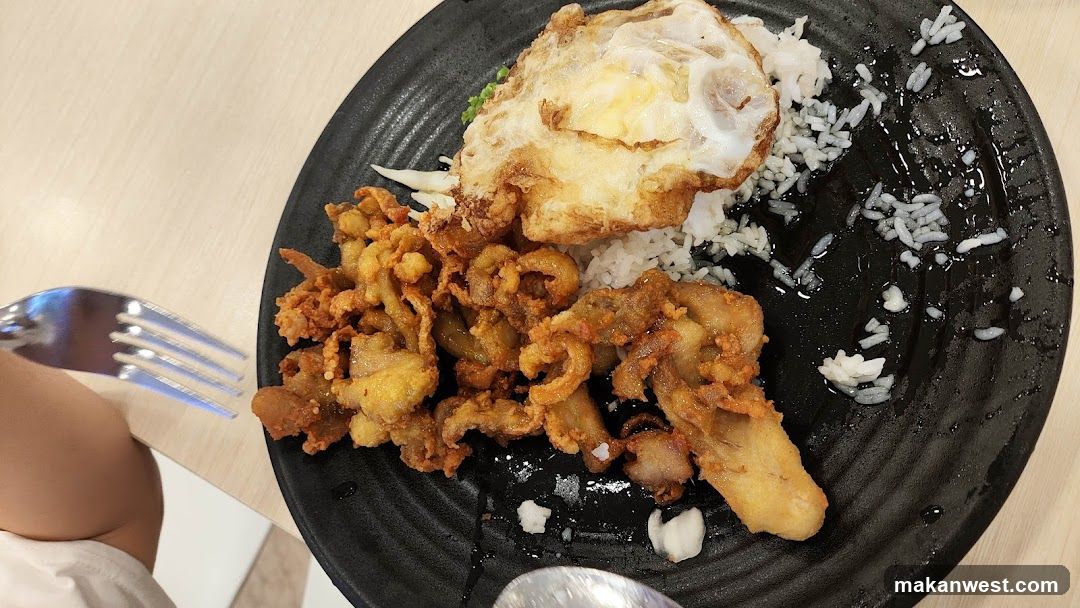 Fried Pork Belly with Rice and Egg