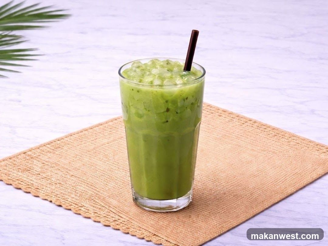 Iced Matcha Latte
