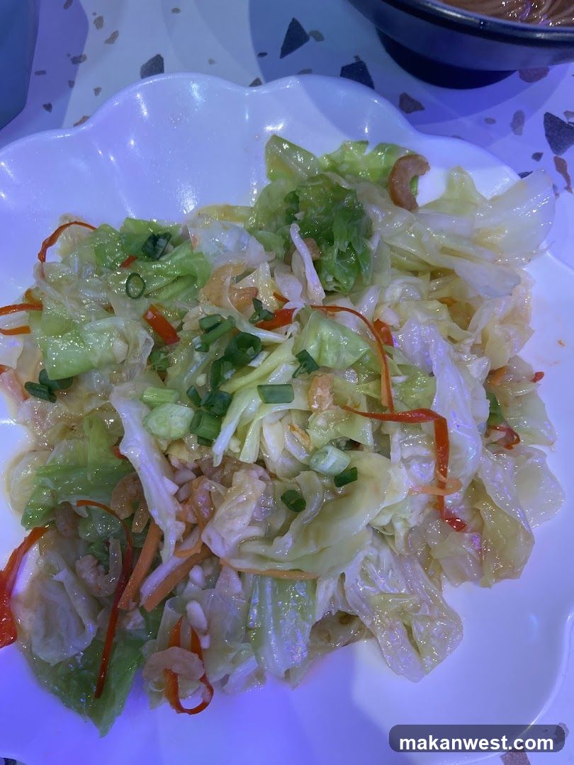 Stir-fried Cabbage with Dried Shrimp