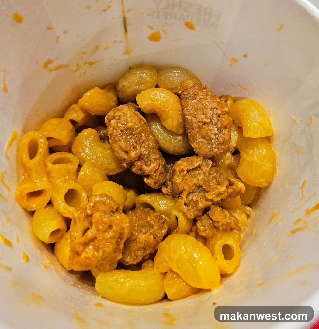 Macaroni and Cheese with Fried Chicken Bites