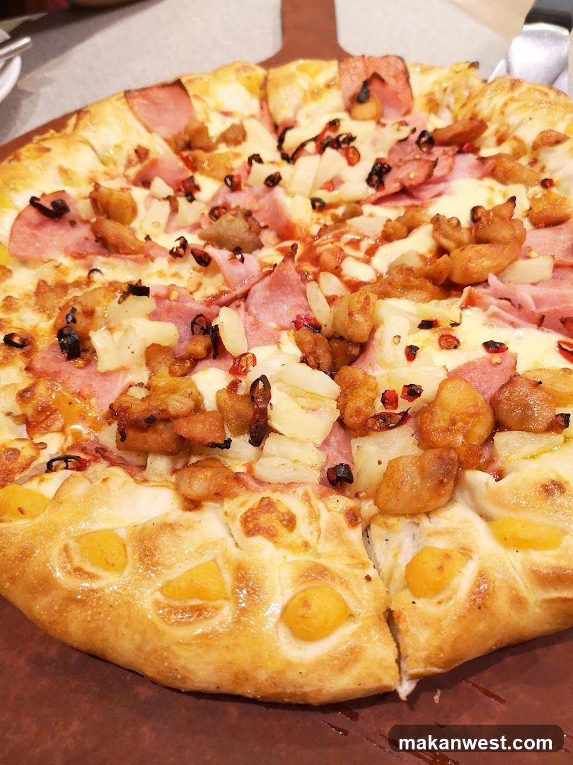 Pizza with Ham and Pineapple