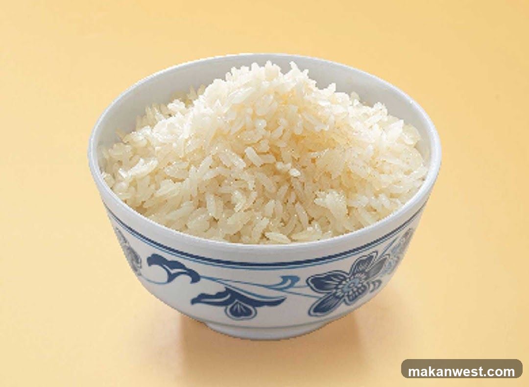 Tiong Bahru Hainanese Boneless Chicken Rice