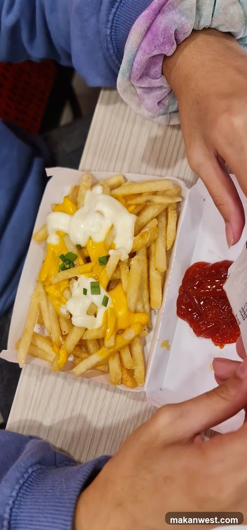 Cheese Fries with Ketchup