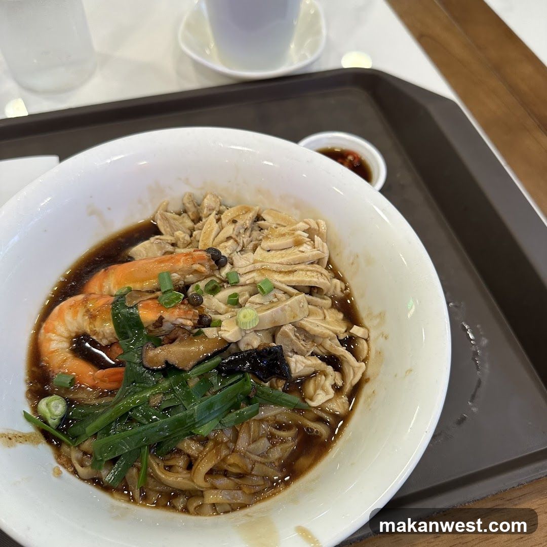 Noodle Dish with Shrimp and Chicken