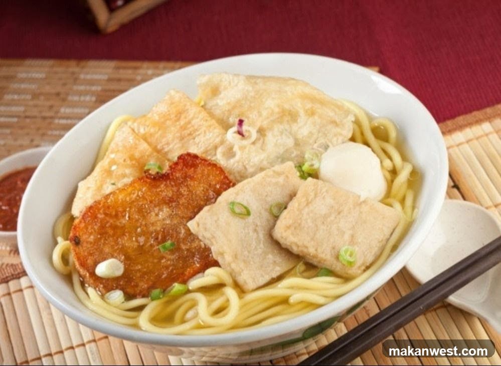 Noodle Soup with Fried Fish Cake