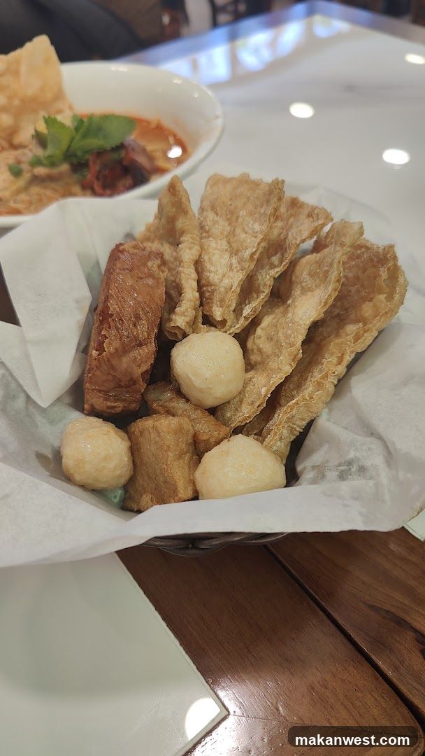 Fried Snacks and Soup