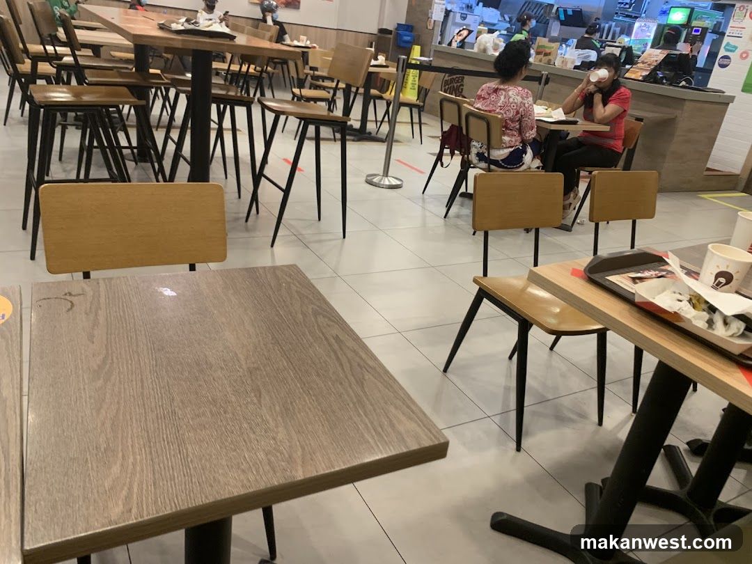 Burger King Interior