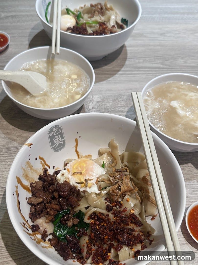 Noodles with Toppings