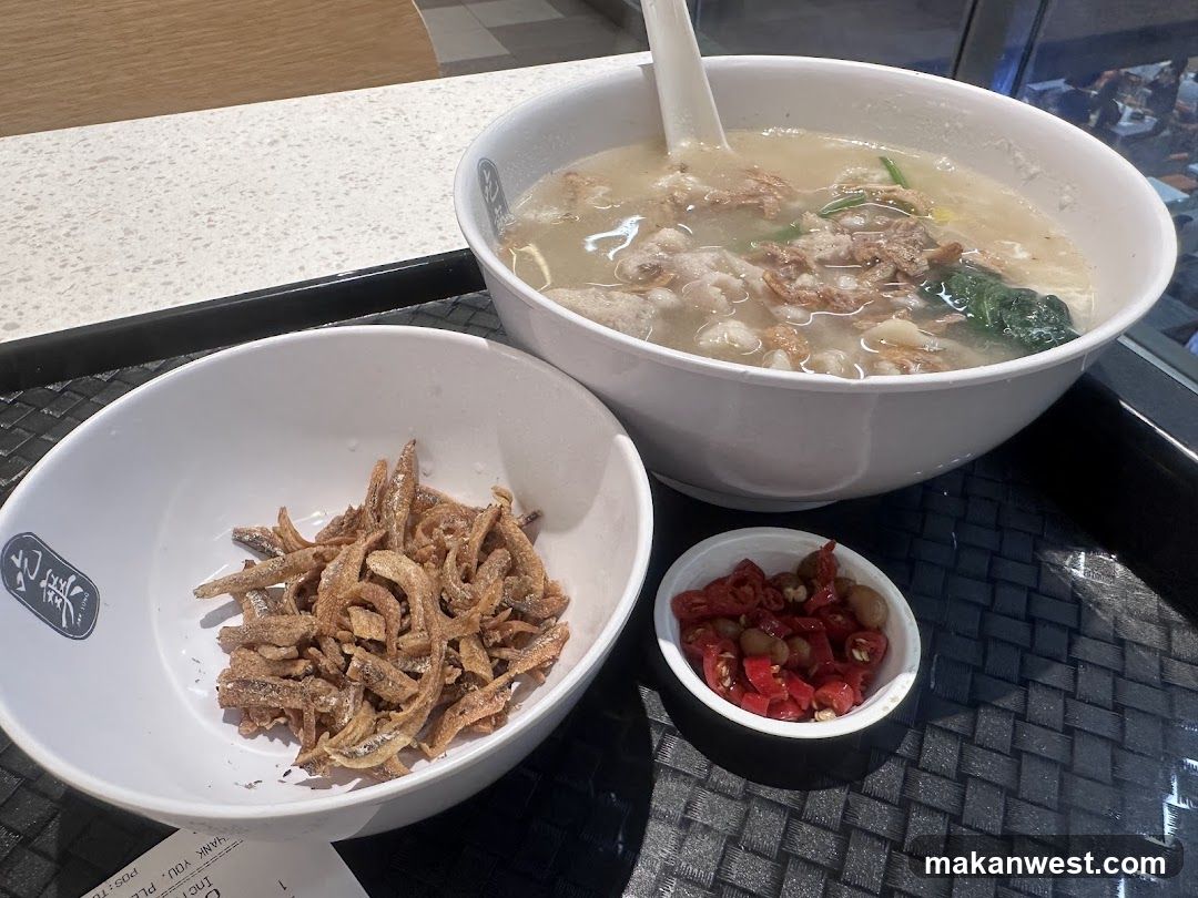 Pork noodle soup with anchovies and chili