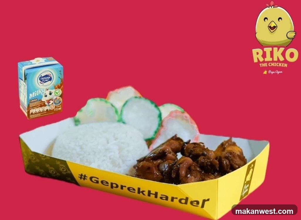 Chicken Meal with Rice and Crackers