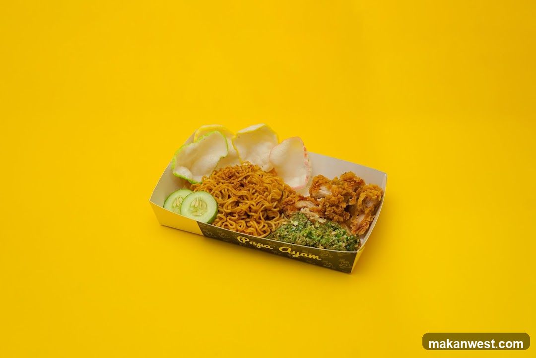 Fried Chicken and Noodles