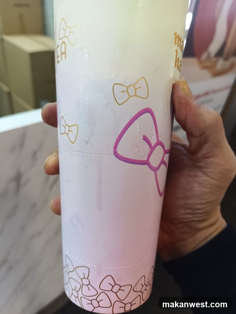 Cup with Bow Decorations