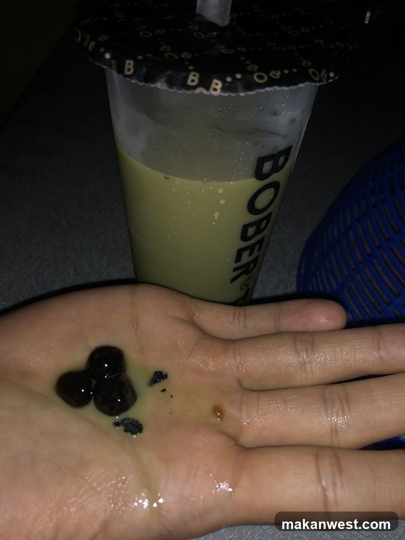 Boba drink with tapioca pearls
