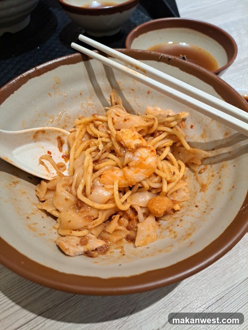 Noodles with Shrimp and Chicken