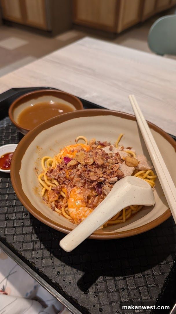 Noodles with Shrimp and Pork
